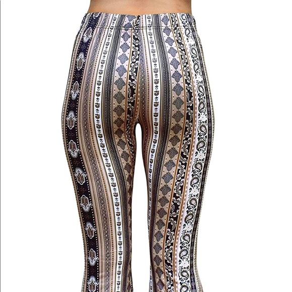 Daisy Del Sol High-Waisted Bell Bottom Palazzo Pants - Picture 4 of 6